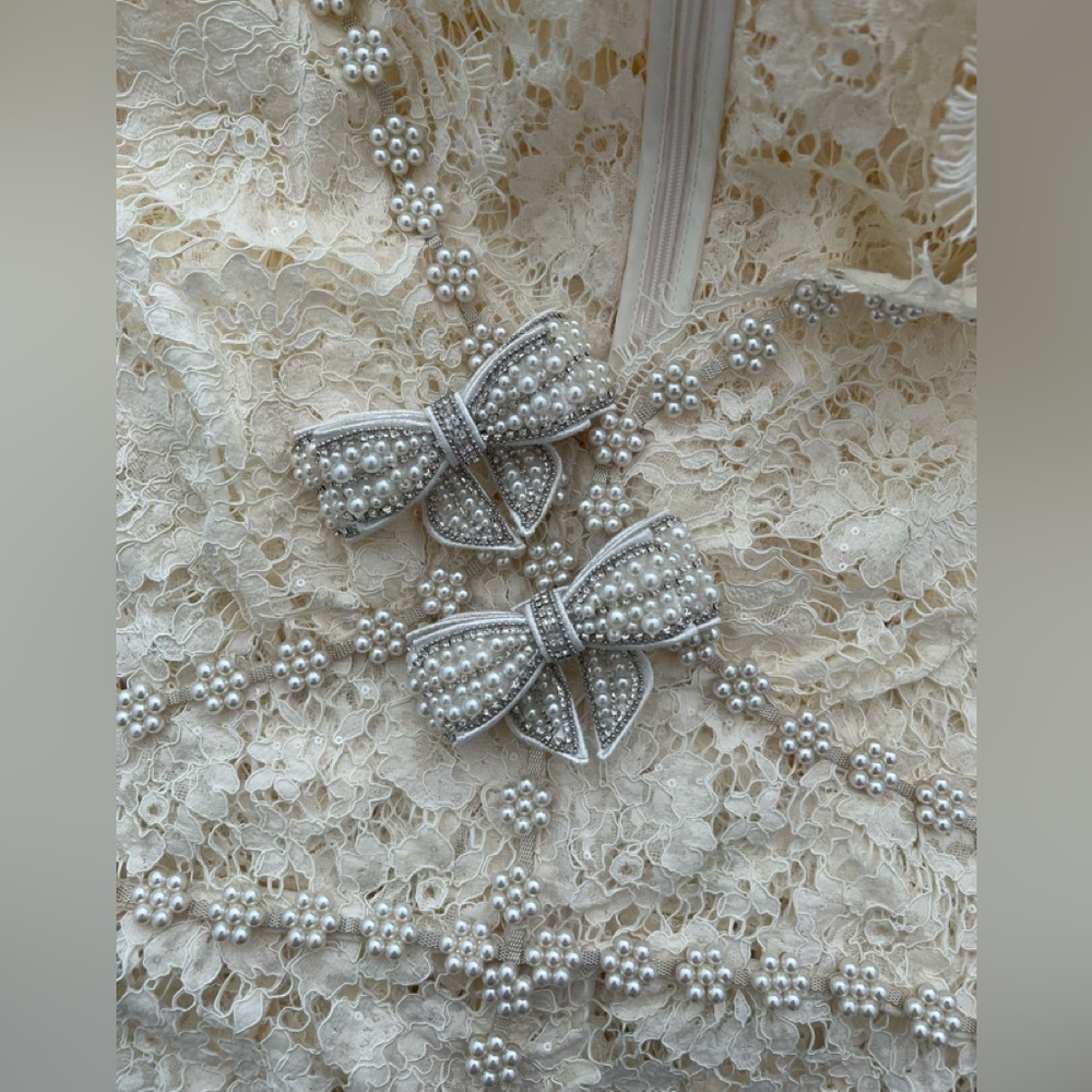 Self Portrait CREAM FINE LACE PEARL MIDI DRESS - Picture 4 of 5